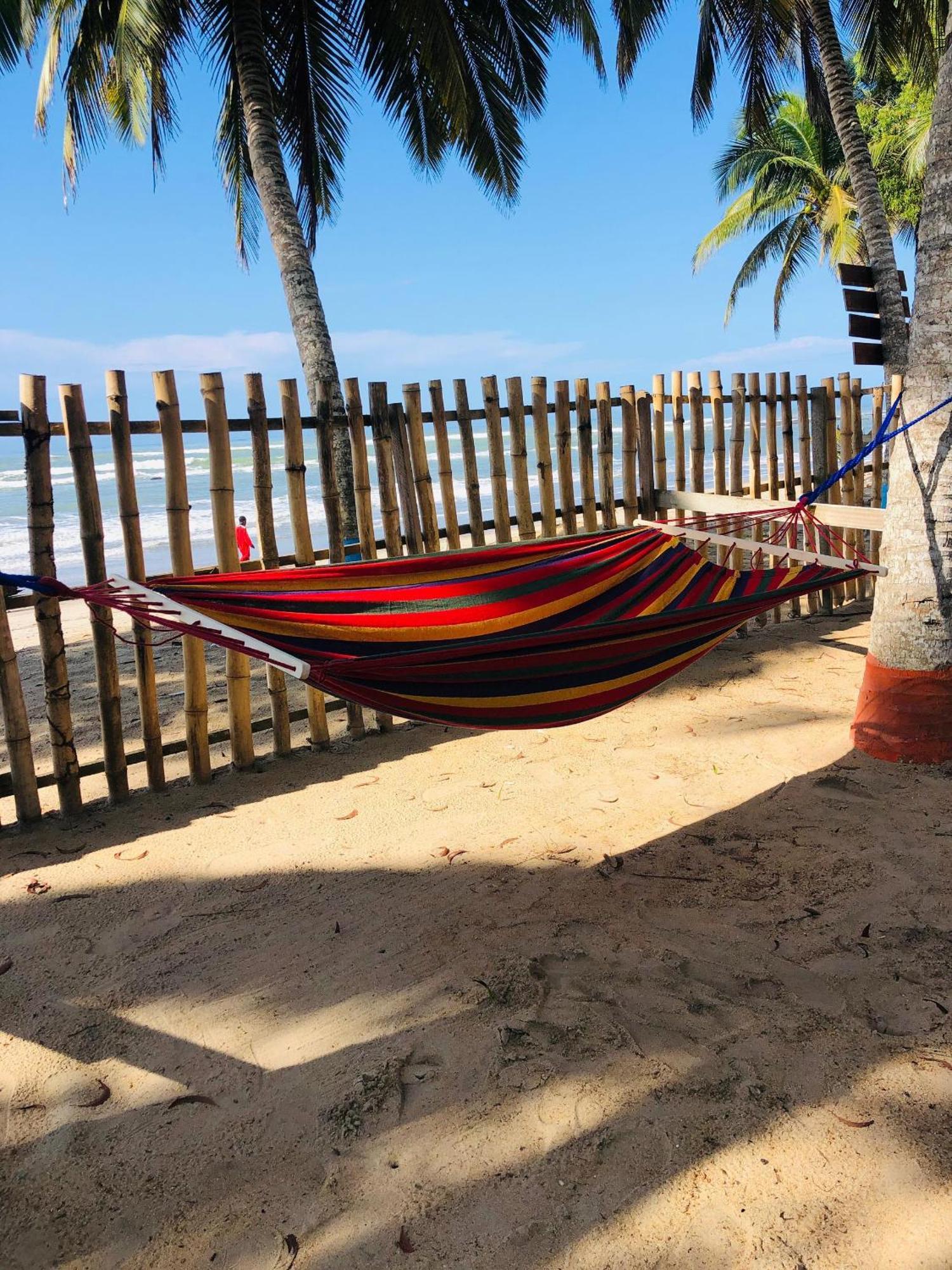 Rent Your Own Private Beach Bungalow Ampeni Exterior foto